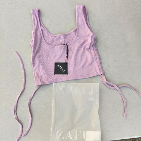 Cinched U Neck Ribbed Lilac Crop Top - Picture 6 of 9